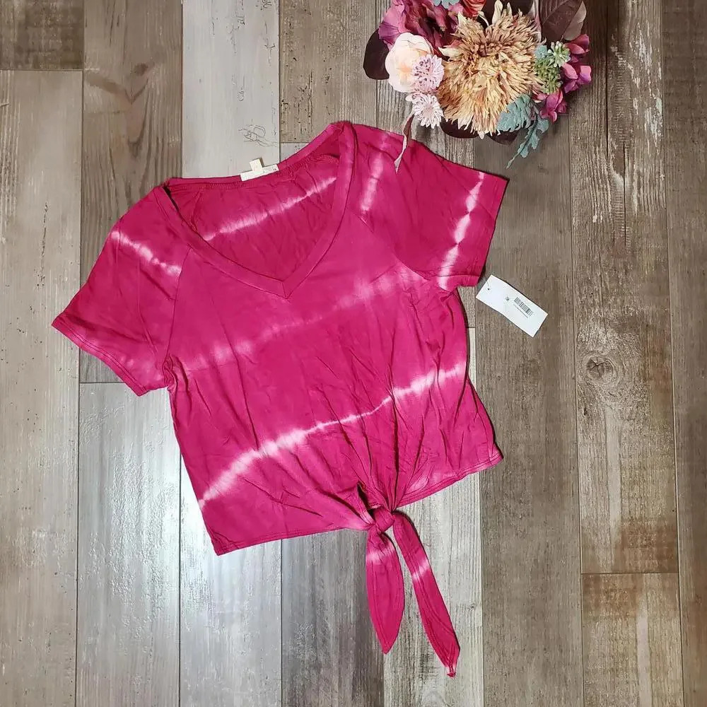 NWT Ultra Flirt Women's Pink and White Tie Dye V-Neck Top Size Medium